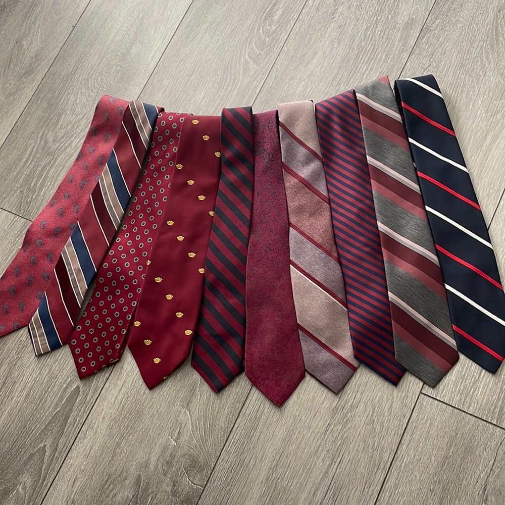 Vintage name brand 100% silk mens neck ties - 10 pieces